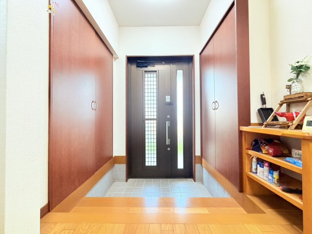 【駅チカ５分♪】オール電化！常陸大宮市中富町中古物件の玄関