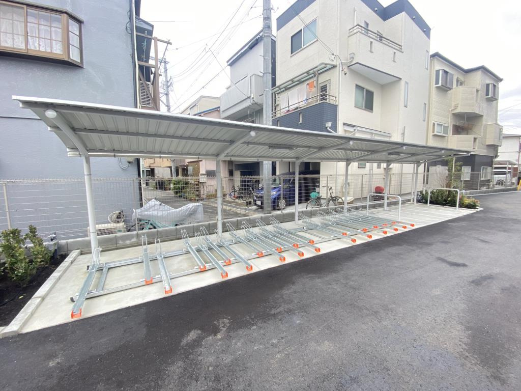 ウェスタリアの周辺