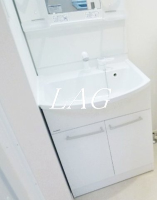 【洗面所】 | ガーデンフォレスト中央林間 | 独立洗面台です。