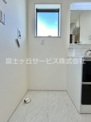【ランドリースペース】 | 周智郡森町中川 3期 新築一戸建て 2号棟 | 洗濯機置き場