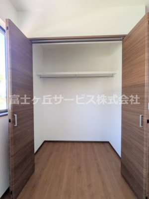 【収納】 | 沼津市岡宮 2期 新築一戸建て | 子供部屋の収納です