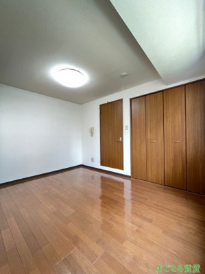 【寝室】 | カーサゼブラ土佐堀