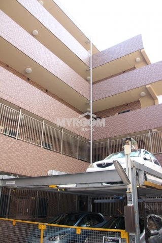 フォルトゥナ目白(ｆｏｒｔｕｎａ目白)の駐車場|敷地内駐車場有☆