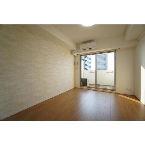 LaDouceur荒本のロビー