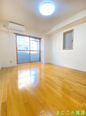 【洋室】 | フィレンツェなんば南