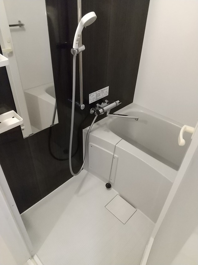 メイクスデザイン新宿の浴室