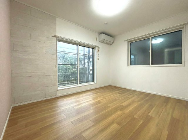 上平間戸建の洋室|※室内写真は家具・小物等を消すAI生成のため、実物とは異なる場合がございます。