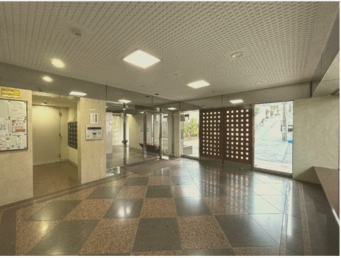 ★仲介手数料無料★朝日マンション目黒（高台のため、眺望良好）のエントランス