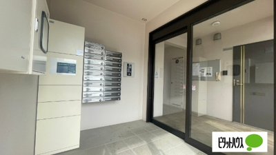 【エントランス】 | プレジャー希