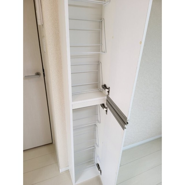 ユナイト石川町パウリスターナの内装