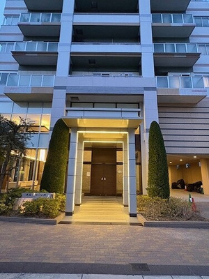 【エントランス】 | アデニウムタワー梅田