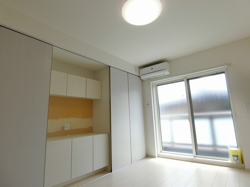 リブリ・カワセミのその他