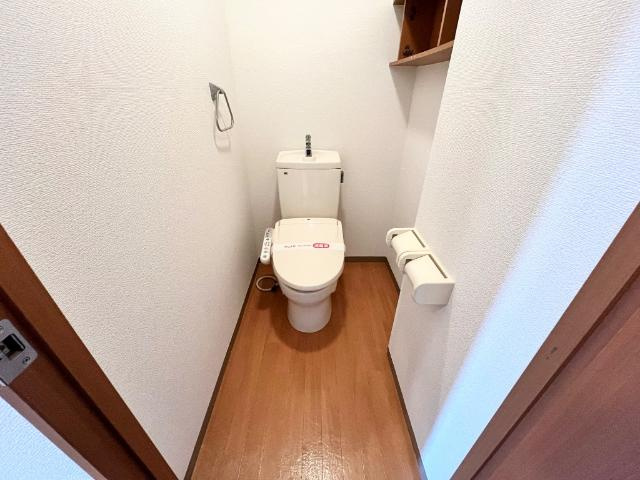 【トイレ】 | Ｌａ　ｆｒｏｎｔｅｒａ | シャワー付トイレ