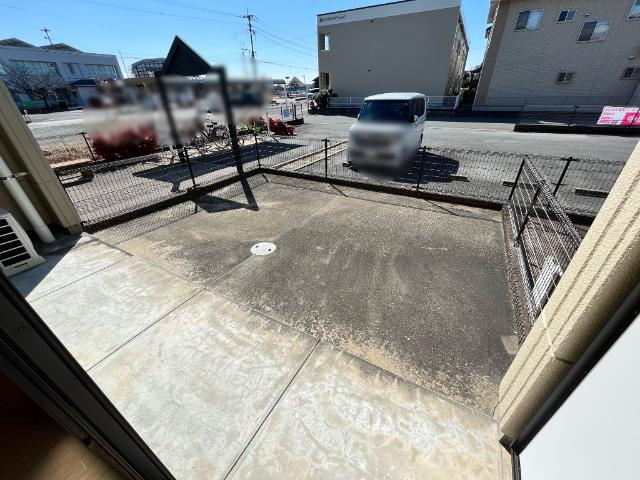 【その他】 | Ｌａ　ｆｒｏｎｔｅｒａ | 専用庭