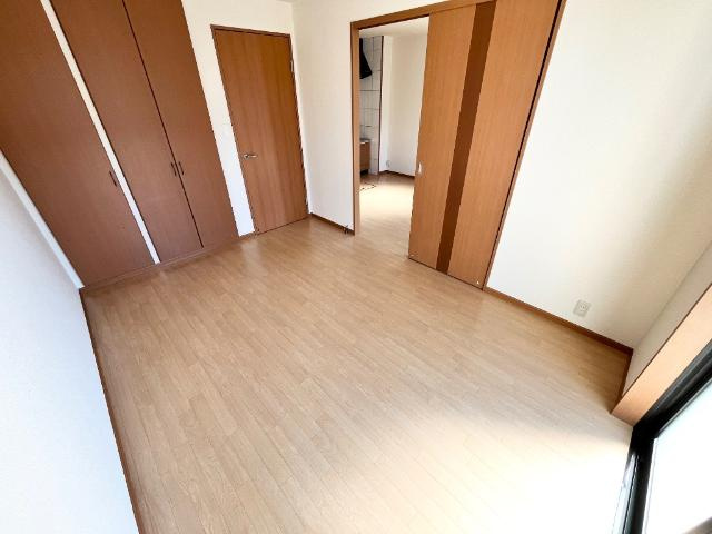 【内装】 | Ｌａ　ｆｒｏｎｔｅｒａ | 洋室