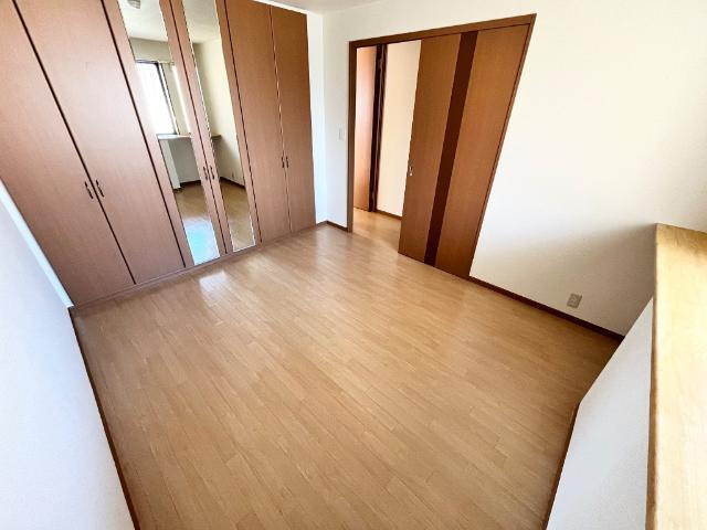 【内装】 | Ｌａ　ｆｒｏｎｔｅｒａ | 洋室