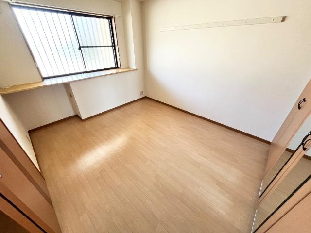 【内装】 | Ｌａ　ｆｒｏｎｔｅｒａ | 洋室