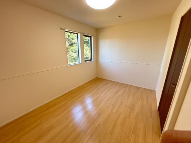 ＬｕＬｕ　Ａｉｎａ（ルルアイナ）の内装|洋室