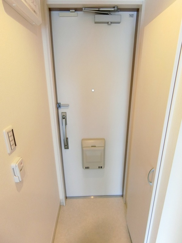 リブリ・カワセミの玄関