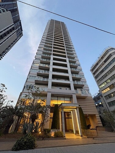 アデニウムタワー梅田