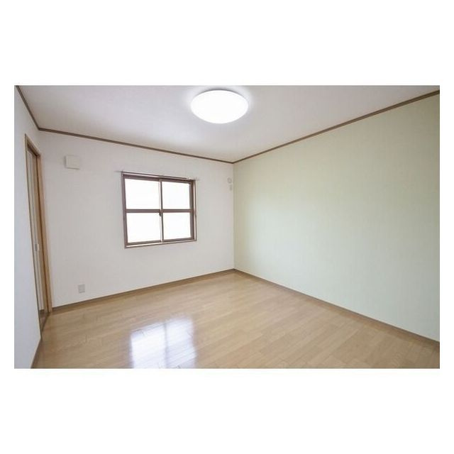 関市小瀬のアパートの内装