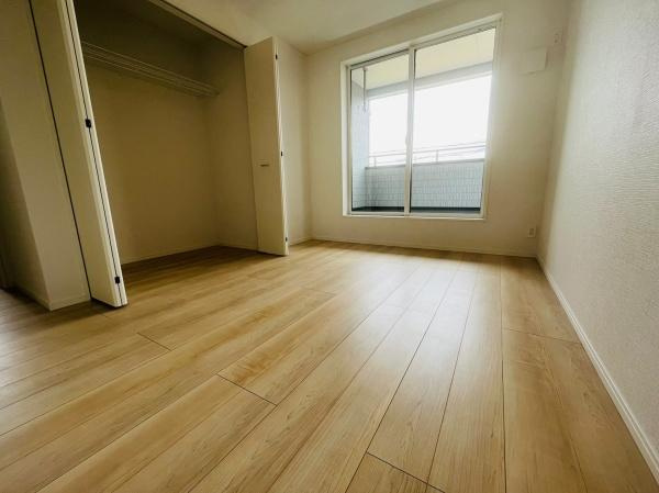 【洋室】 | 写真は同社施工例です。