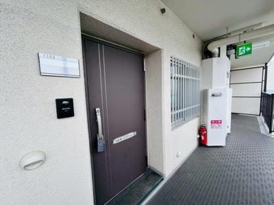 【玄関】 | コーストアベニュー岸和田コーポラス1号棟