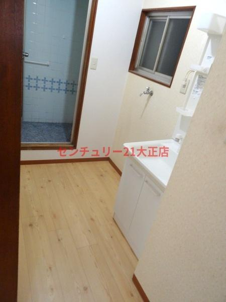 上林マンションの洗面所