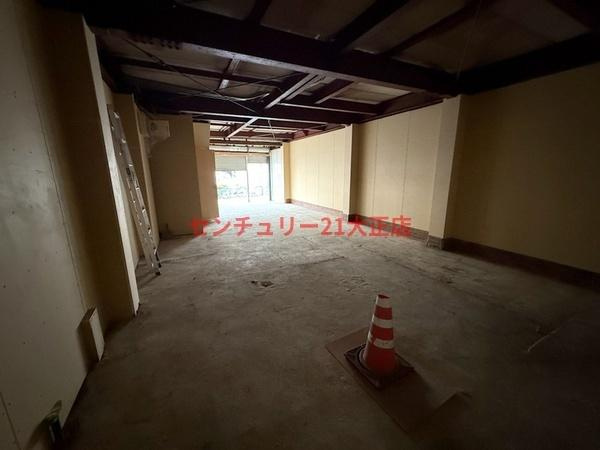 ダイガビルの居間・リビング