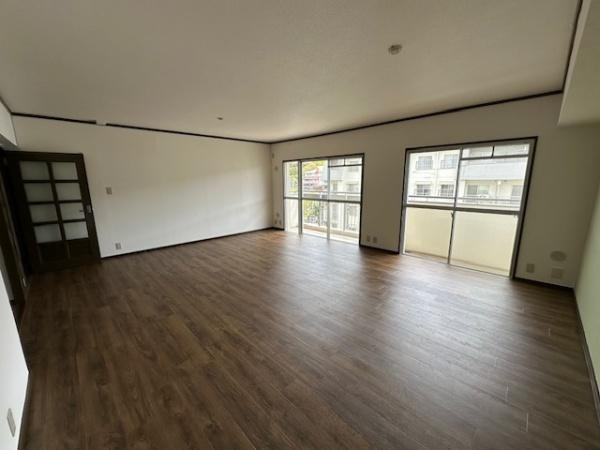 【居間・リビング】 | グリーンヒル光善寺住宅第5号棟