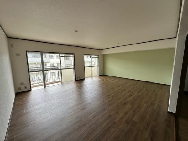 【居間・リビング】 | グリーンヒル光善寺住宅第5号棟