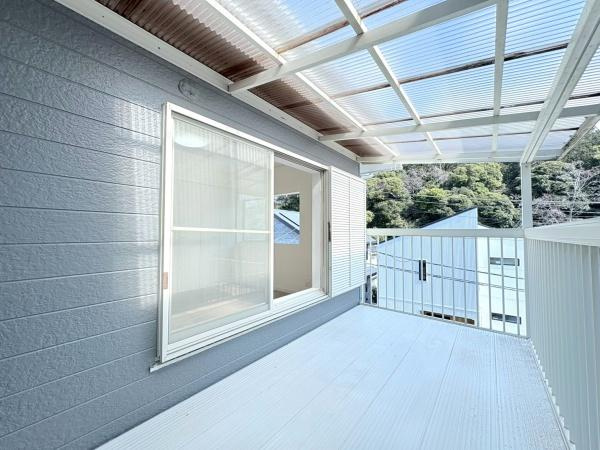 藤沢市片瀬２丁目の中古一戸建のバルコニー