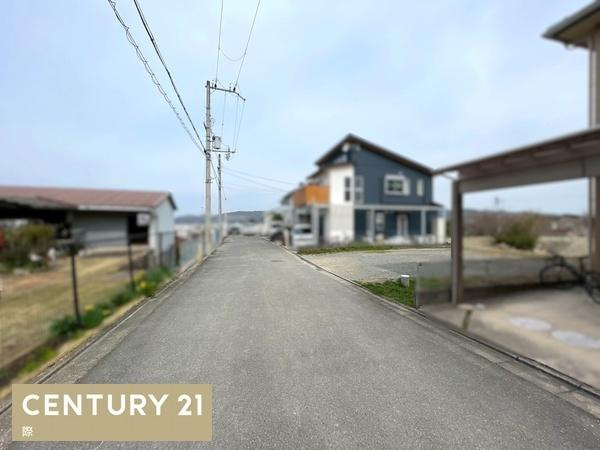 海南市藤白　土地の前面道路含む現地写真