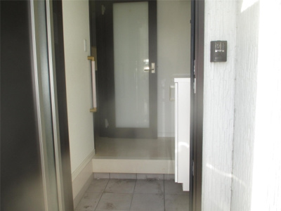 【玄関】 | イニジオ・フロンテ北平野南の町