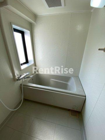 サンローズ八幡の浴室