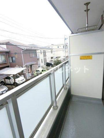 リブリ・東寺尾東台【おとり物件なし】#学生・社会人にオススメ！初期費用分割払いOK！のバルコニー