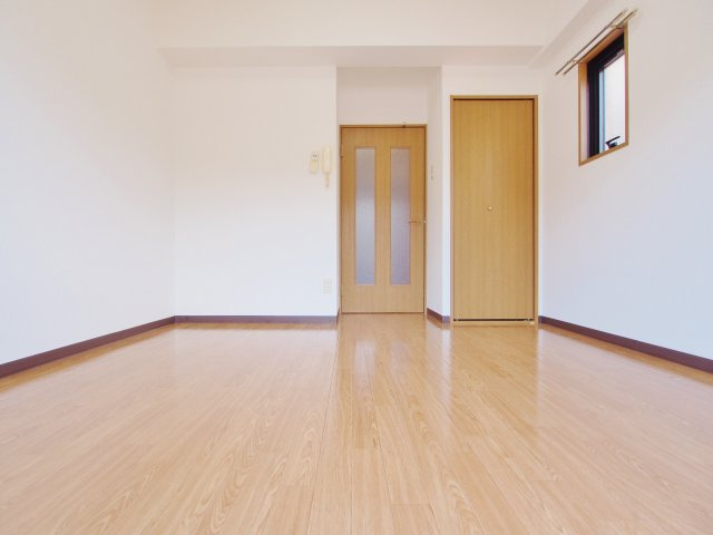 シャンス増岡の寝室