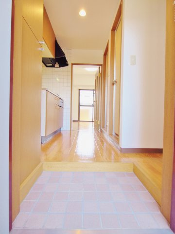 シャンス増岡の玄関