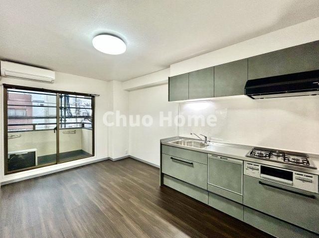 ストーク両国秀山のキッチン|ダイニングキッチン