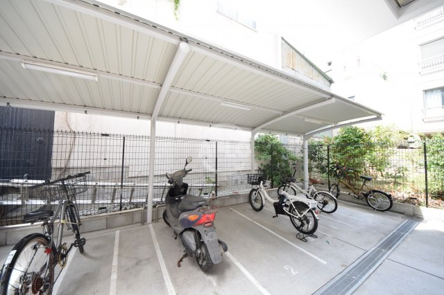 リンクス大阪城SOUTHレジデンスのその他共用部分|リンクス大阪城SOUTHレジデンス　バイク置場