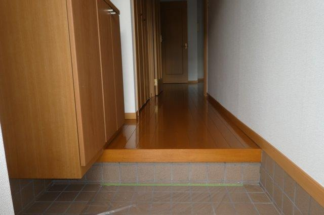 ピュアハウスの玄関