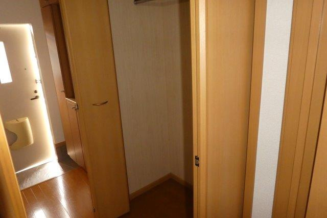 ピュアハウスの収納|廊下収納