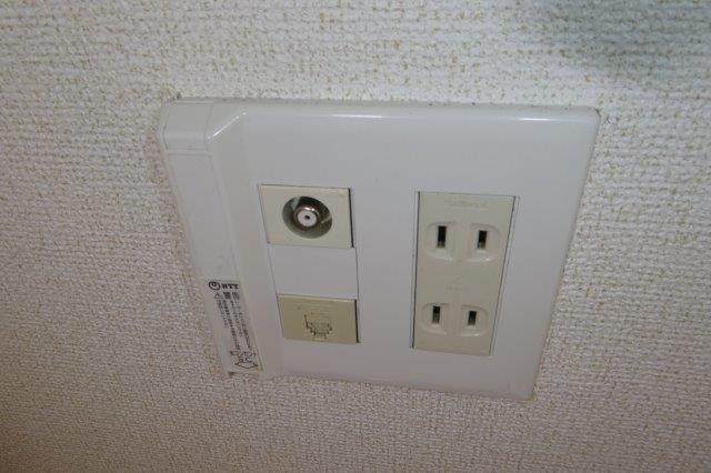 ピュアハウスの設備|ＴＶジャック・電話モジュラー