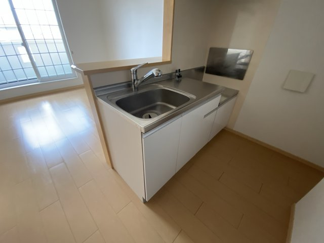 ワイズ　コンブリオⅣのキッチン