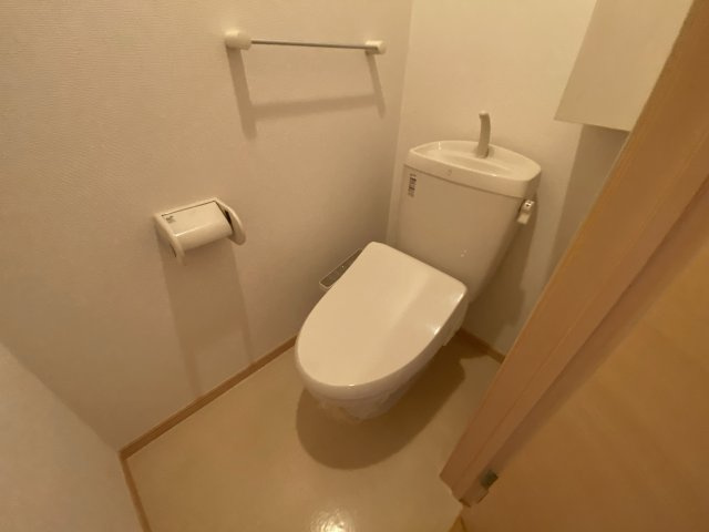 ワイズ　コンブリオⅣのトイレ