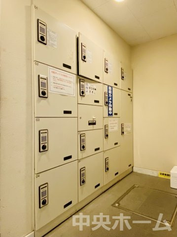 クレッセント東京ヴュータワーの防犯設備|【防犯カメラ】何かあった時の大事な証拠になることももちろんなりますが、防犯というくらいですので大事なのは防犯カメラがあることによって抑止力につながることですよね。