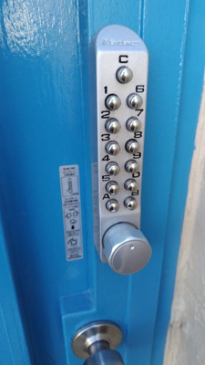 【玄関】 | 西つつじヶ丘１丁目住宅