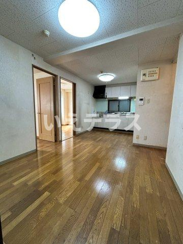 サンハイツ弐番館の居間・リビング
