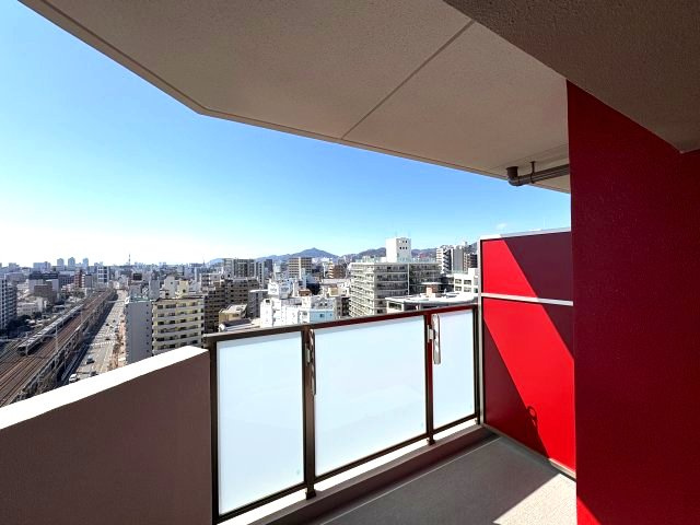 セレニテ元町アリエの展望