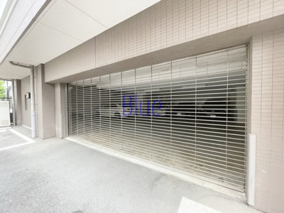 【駐車場】 | フローラルガーデン